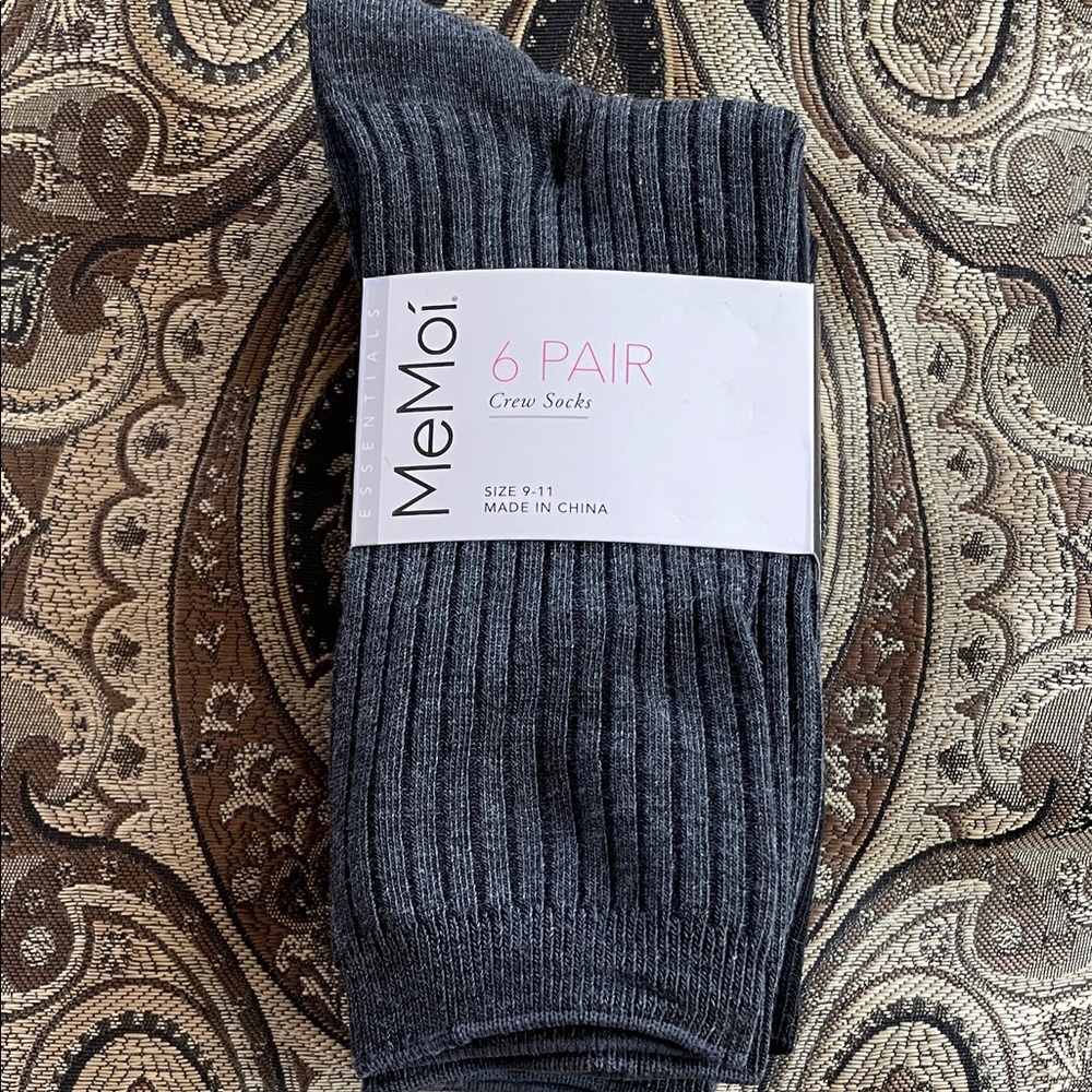 MeMoi Essentials 6 pairs of black and grey crew socks.